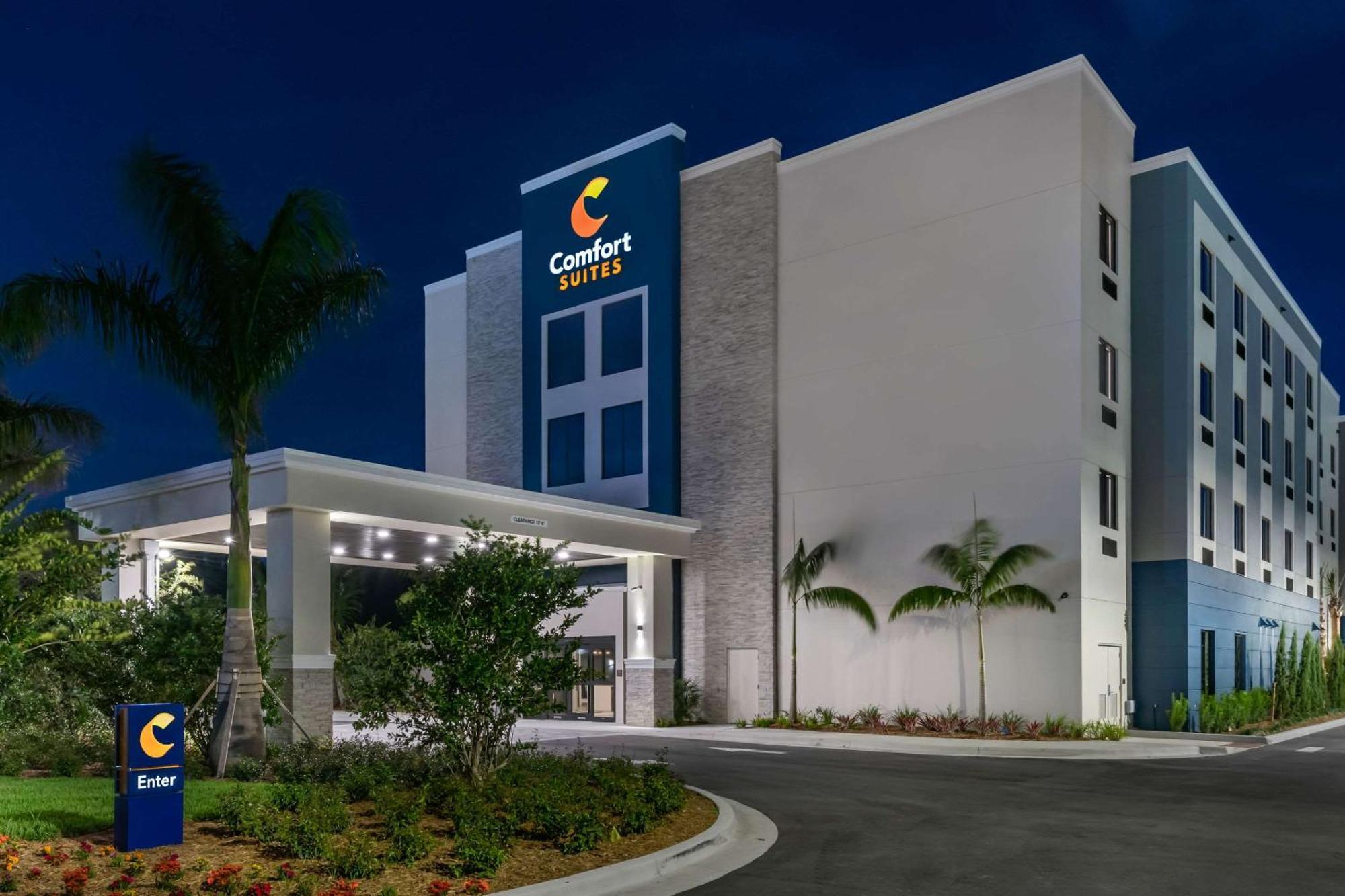 Comfort Suites Stuart-Hutchinson Island Εξωτερικό φωτογραφία